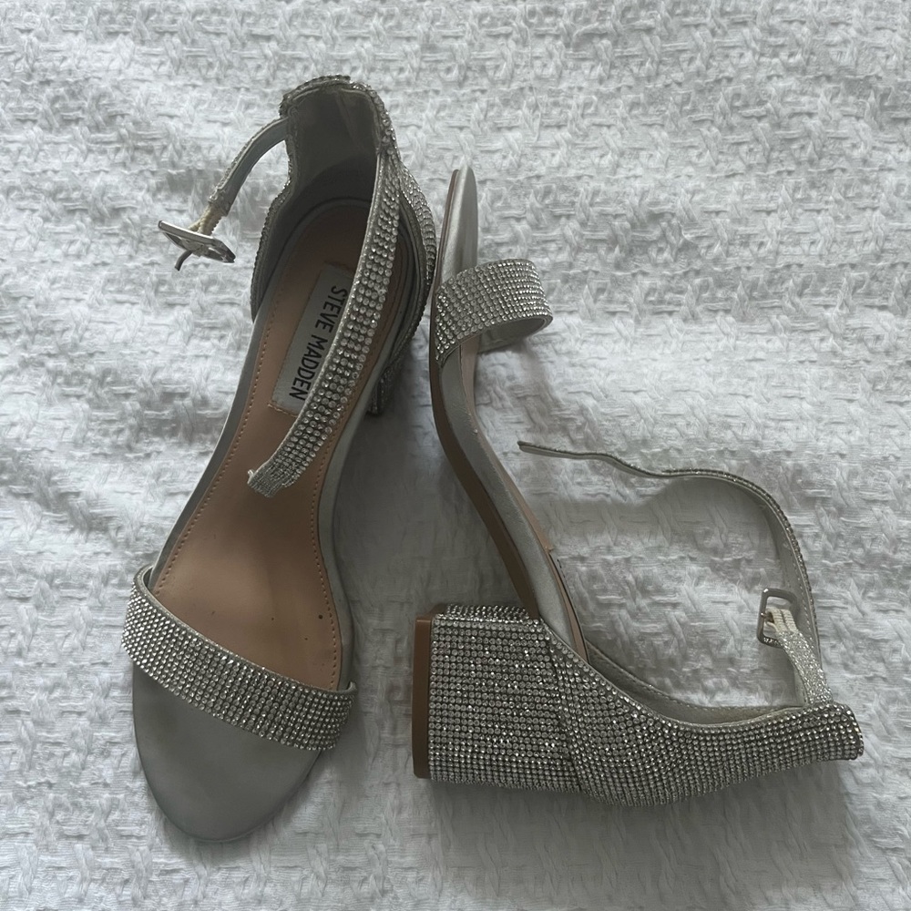 Steve Madden Sparkly silver heel sandals
